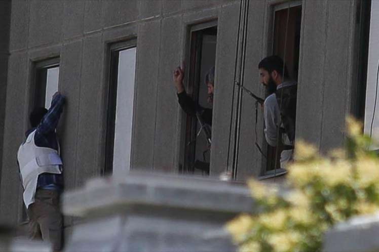 Irán ejecuta a autor intelectual de ataques en Teherán - teherán