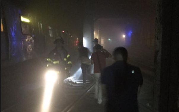 Descarrila metro en Nueva York. Al menos 30 heridos - tren-nueva-york