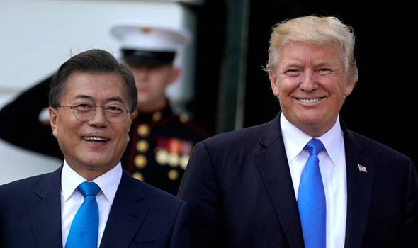 Trump ataca a Corea del Sur por su superávit comercial con EE.UU.