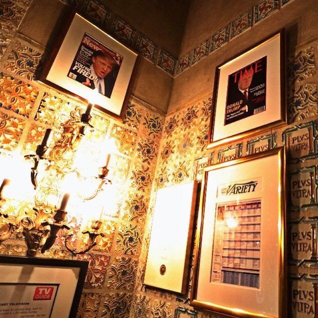 Trump presume portadas falsas de Time en sus propiedades - trump-time-mar-a-lago