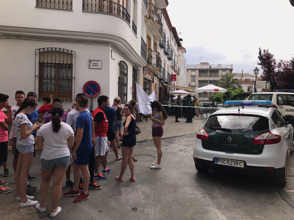 Policía mata a hombre y luego se suicida en España - valdepeñas