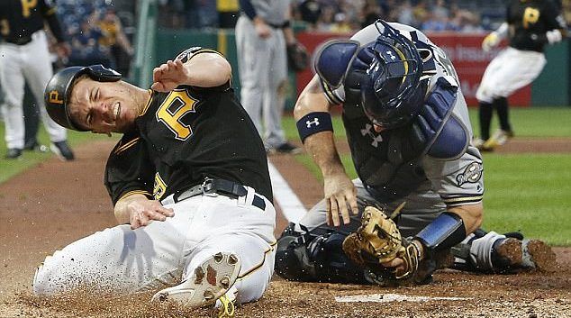 #Video Receptor abandona juego tras choque en Home