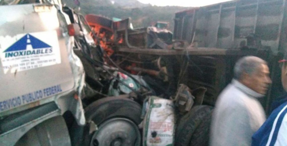 Choque de tráileres en la Chamapa-Lechería deja dos heridos - ACCIDENTE-CHAMAPA-LECHERÍA-1140x580
