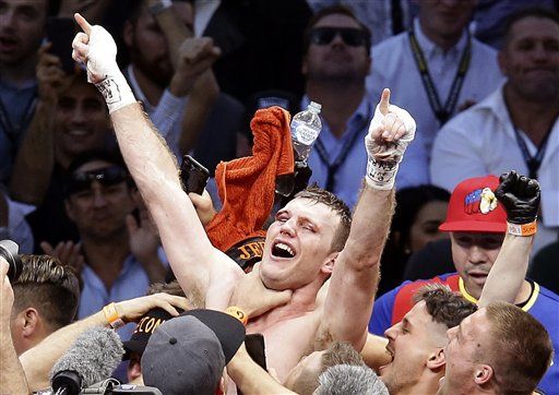 Pacquiao cae ante Horn por decisión unánime - AP615180886764