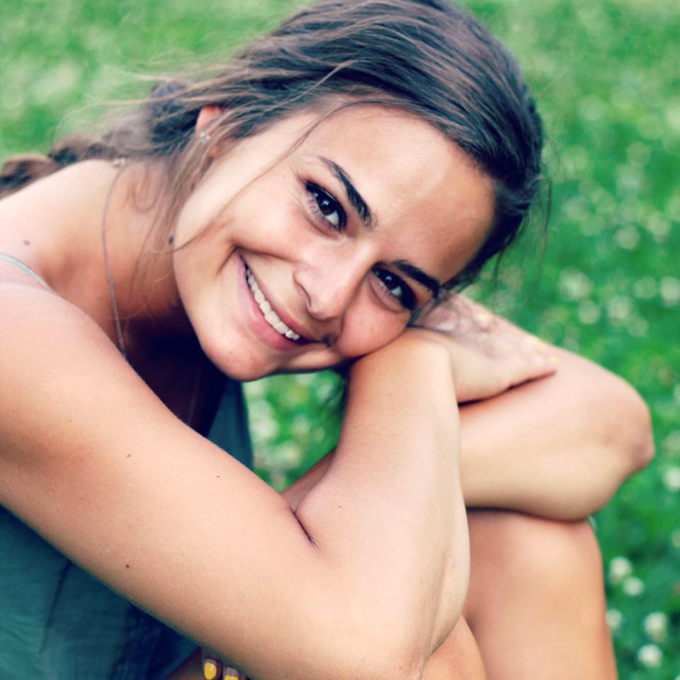 Aseguran que hoteles de México suministran bebidas adulteradas - Abbey-Conne-foto-de-FB