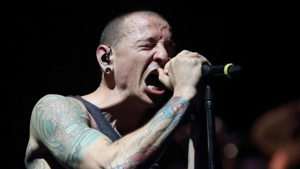 Hackean cuenta de Twitter de la viuda de Chester Bennington - CHESTER-Agencia-EFE