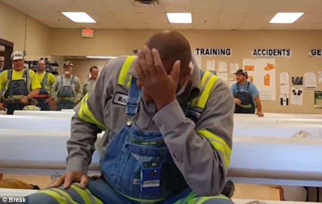 #Video Retan a minero a aguantar el chile más picante del mundo - CHILE-Break