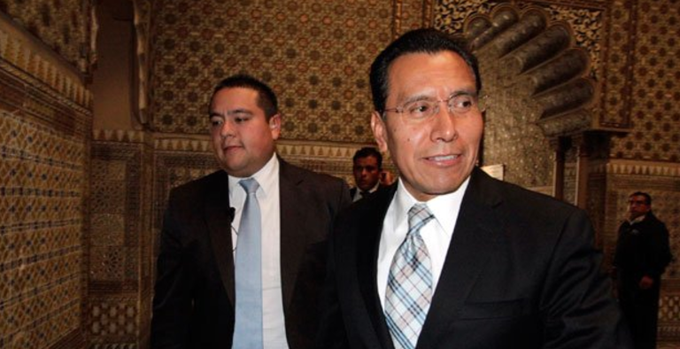 Exfuncionario vinculado con ladrones de combustible atropella a mujer