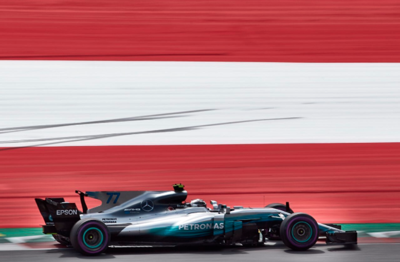 #Video Hamilton no le da la mano a Vettel - Captura-de-pantalla-2017-07-08-a-las-1.21.24-p.m.