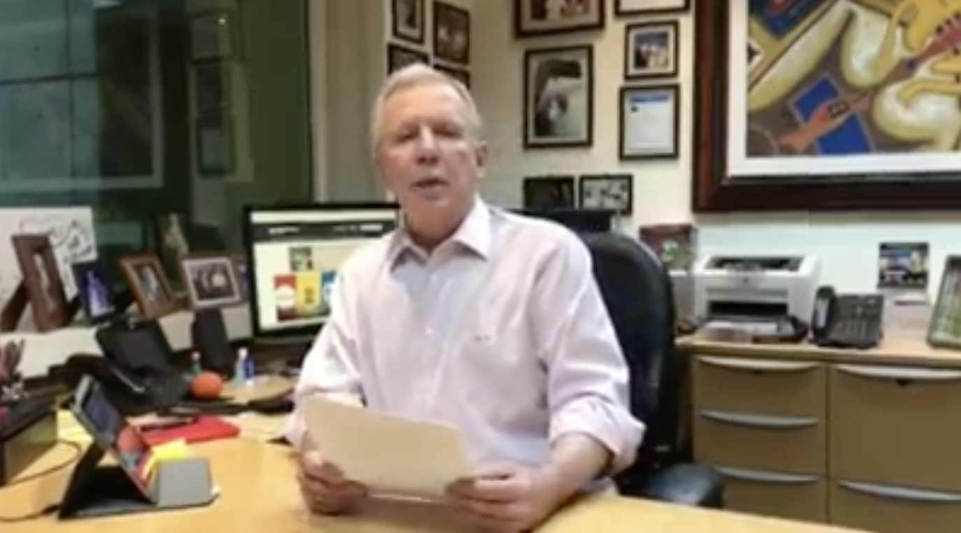 Ahora quieren tapar el pozo de los spots Ahora quieren tapar el pozo de los spots