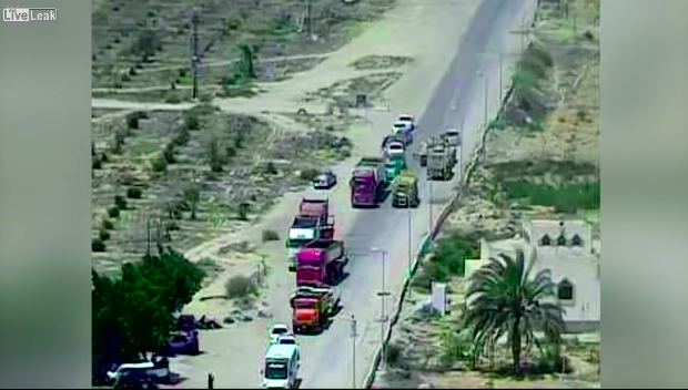 #Video Tanque aplasta coche bomba #Video Tanque aplasta coche bomba