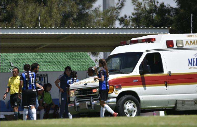Jugadora del Querétaro sufre convulsión en partido - Captura-de-pantalla-2017-07-29-a-las-5.56.33-p.m.