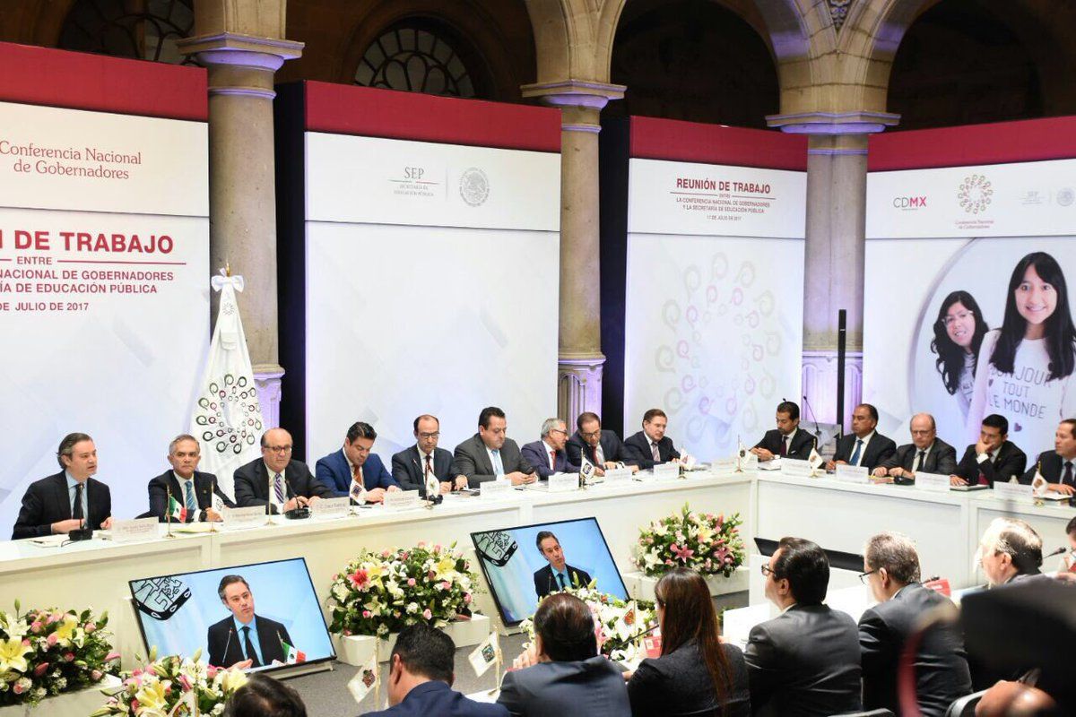 CONAGO y SEP reconocen trabajo en evaluación docente en Guerrero