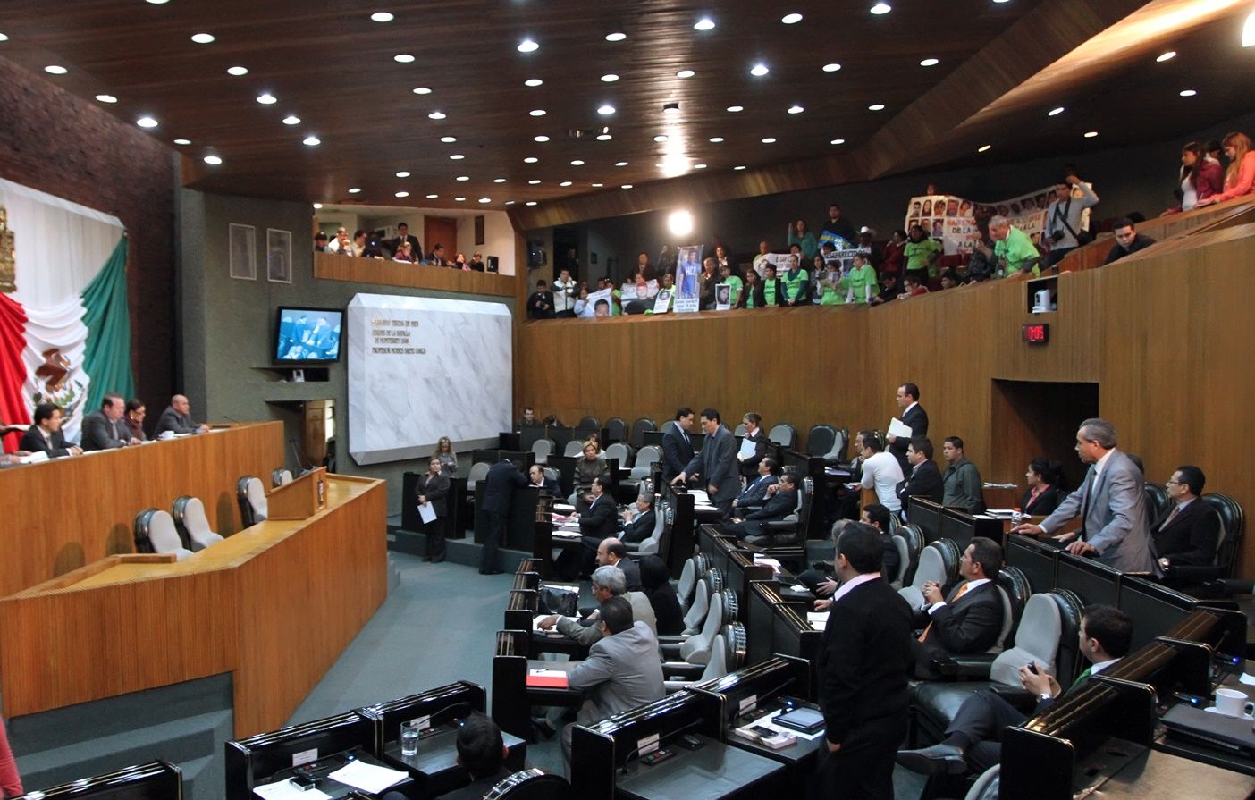 Deuda estatal aumentó 4.4 por ciento en Nuevo León