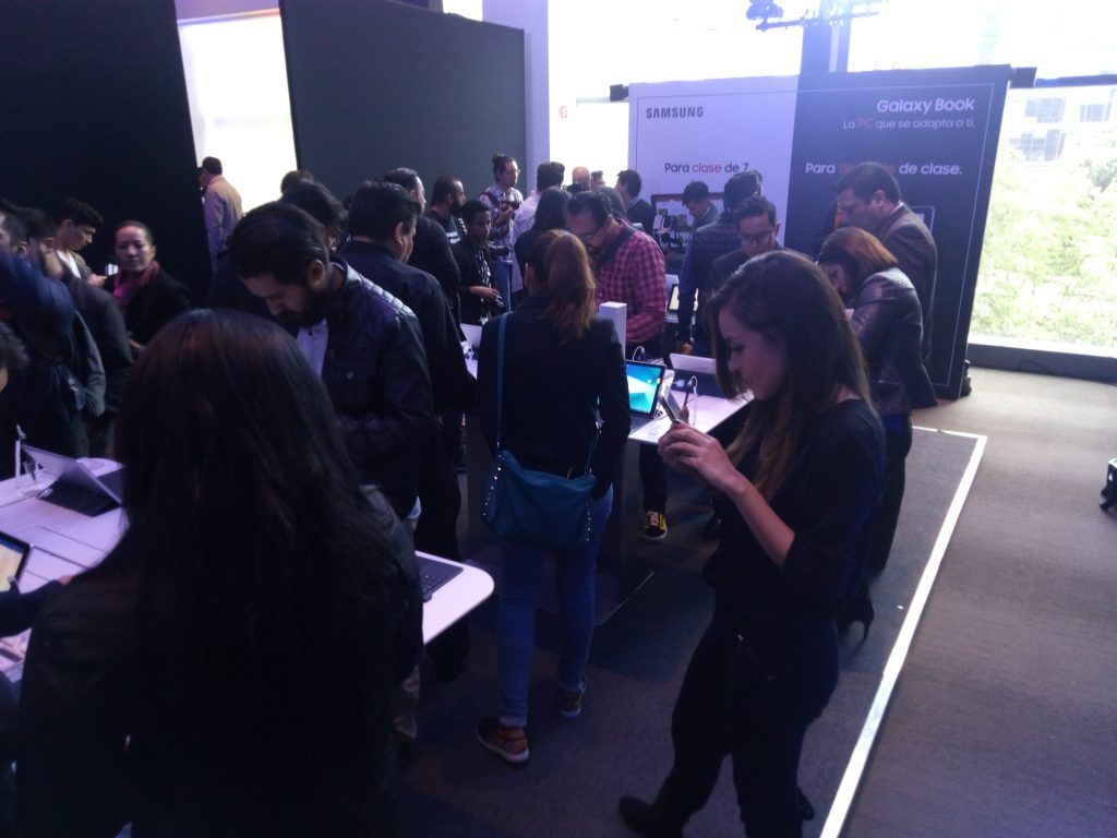 Samsung presenta en México su computadora 2 en 1 'Galaxy Book' - IMG_20170724_110540-1024x768