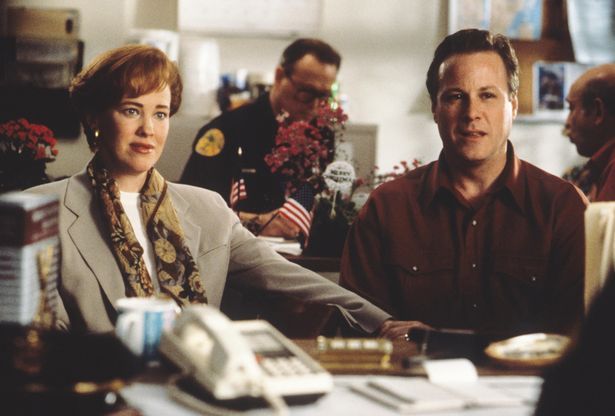 Muere el actor John Heard a los 72 años - JOHN-HEARD-en-Home-Alone-foto-de-Rex-Feature-1