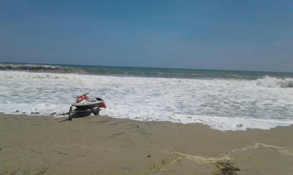 Restringen navegación en puertos de Oaxaca por mar de fondo