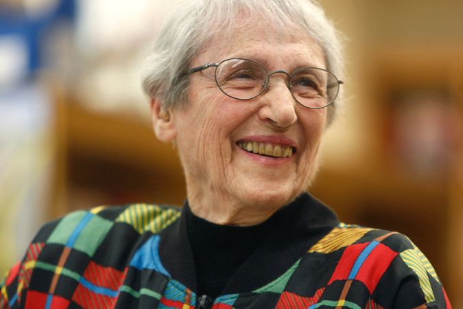 Muere Margaret Bergmann, atleta judía amenazada por los nazis - Margaret-en-una-conferencia-de-prensa-en-2010-foto-de-AP