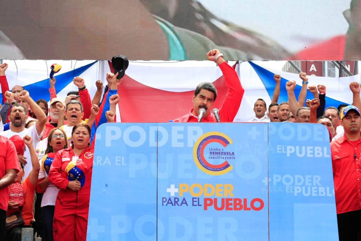 Nicolás Maduro propone instalar mesa de diálogo con la oposición