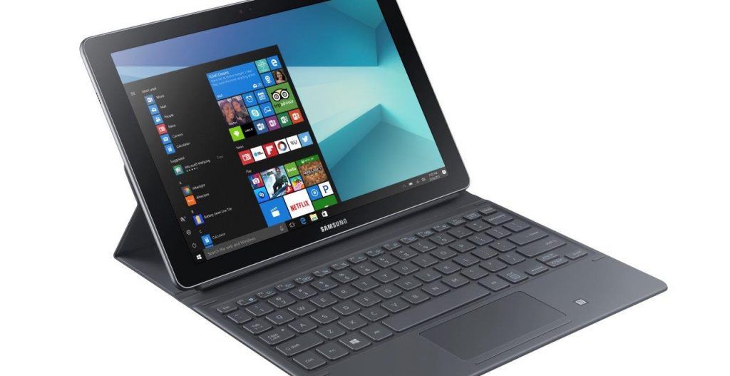 Samsung presenta en México su computadora 2 en 1 'Galaxy Book' - SM-W620_003_L-Perspective_Silver-e1500921764879-1024x527