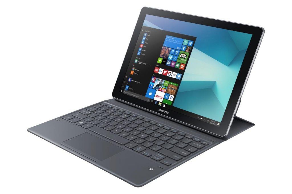 Samsung presenta en México su computadora 2 en 1 'Galaxy Book' - SM-W720_002_R-Perspective2_Silver-1024x682