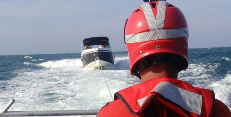 Marina rescata a once en Veracruz - Semar1_1604-770x392