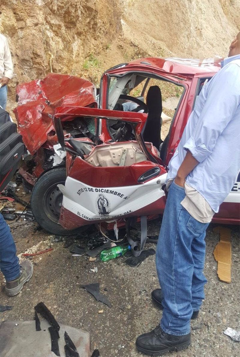 Choque en carretera de Oaxaca deja dos muertos - acci2