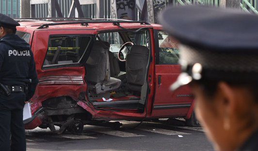 Dan de alta a menor herida tras choque en Iztapalapa Dan de alta a menor herida tras choque en Iztapalapa