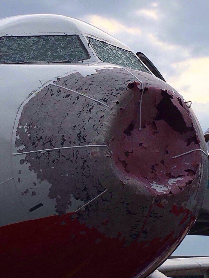 #Video Granizo en Estambul provoca aterrizaje de emergencia - avion-turquía-granizo