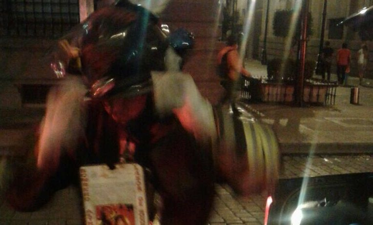 Investigan a hombre que se hizo pasar por bombero en el Centro Histórico