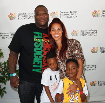 #Video Exjugador de la NFL se estrella contra vidrio - brian-price-familia