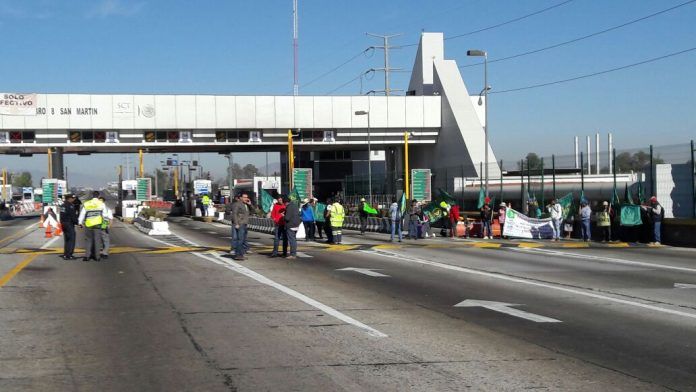 Encapuchados asaltan dos casetas en la Autopista México-Puebla - caseta-san-martin-puebla-1