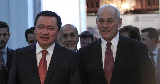 Dinero por venta de drogas podría ser ocupado para terrorismo: Osorio Chong Dinero por venta de drogas podría ser ocupado para terrorismo: Osorio Chong