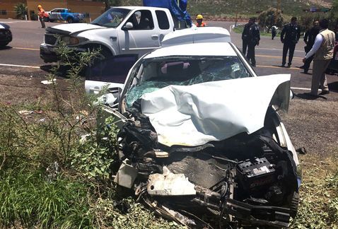 Accidente carretero deja ocho heridos en Durango