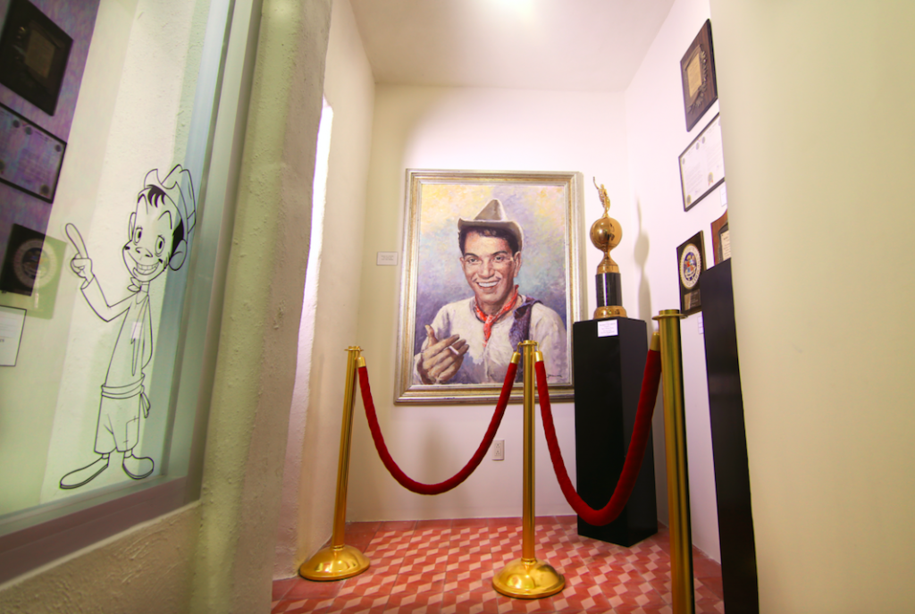 Cantinflas llega a parque de diversiones - continflas-1-1024x687