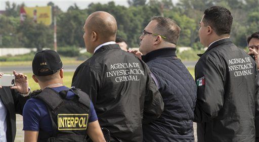 Vinculan a proceso a Javier Duarte