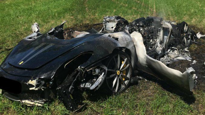 Estrella su Ferrari tras una hora de estreno - ferrar-1