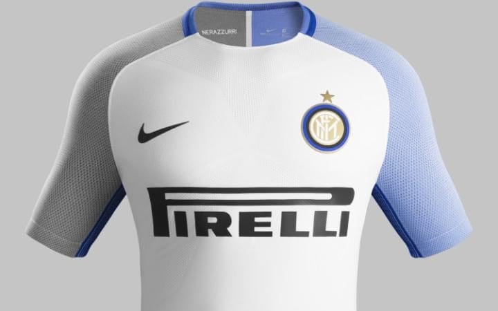 Camiseta del América entre las más bonitas del mundo según The Telegraph - inter-visita