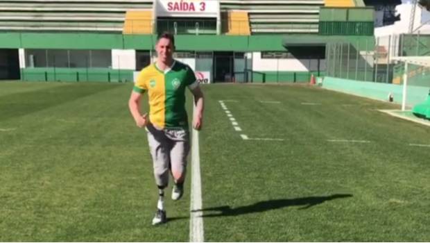 #Video Exportero del Chapecoense corre por primera vez después del accidente
