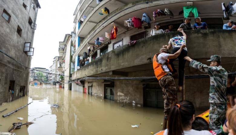 Lluvias en China dejan al menos 16 muertos y un millón de damnificados - lluvias-china-reuta-sda