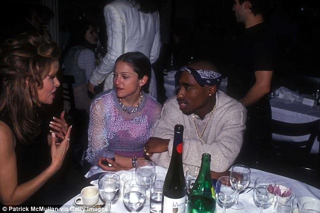 Carta de Tupac revela que terminó relación con Madonna por ser blanca