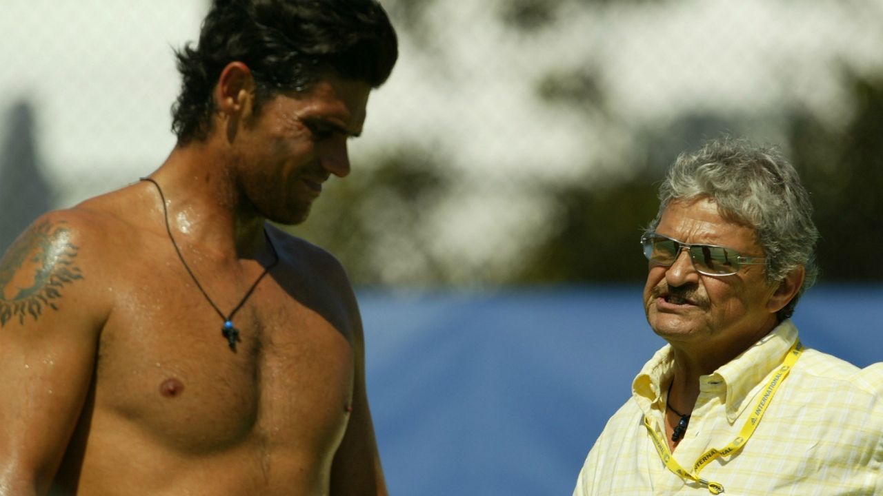 Arrestan a padre de extenista por abuso sexual - mark-philippoussis