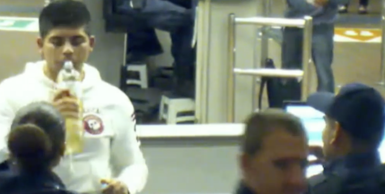 #Video Mexicano muere tras beber metanfetaminas en cruce fronterizo