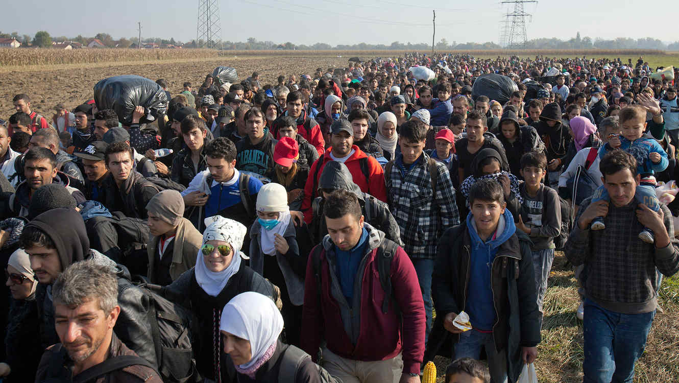 Disminuye 68 por ciento el flujo de migrantes a la UE en 2017