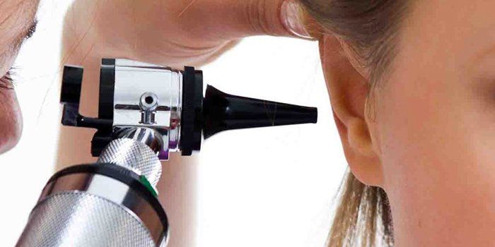 Cotonetes pueden causar infecciones en los oídos - otitis