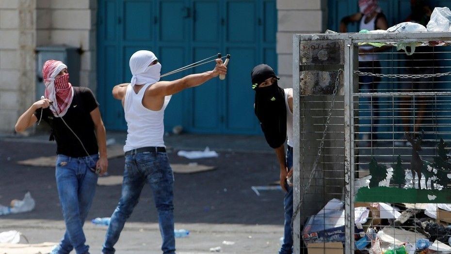 Enfrentamientos en Jerusalén dejan un muerto y varios heridos - palestino-