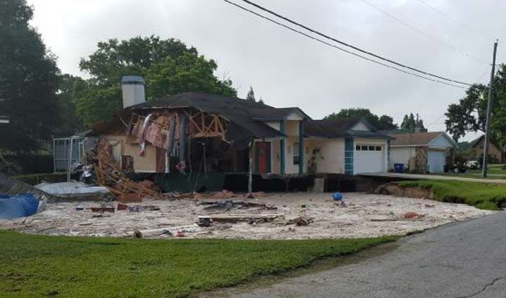#Video Socavón se traga una casa en Florida