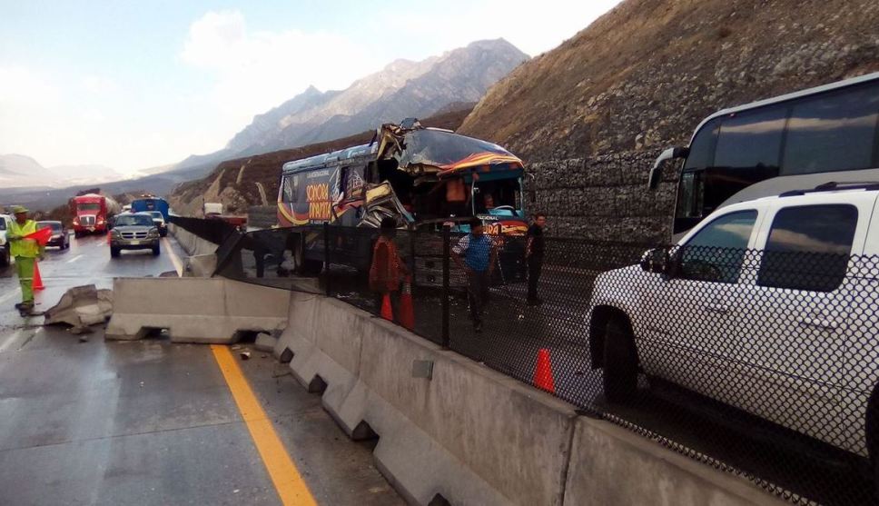 Sonora Dinamita sufre accidente en la Monterrey-Saltillo - sonora-dinamita