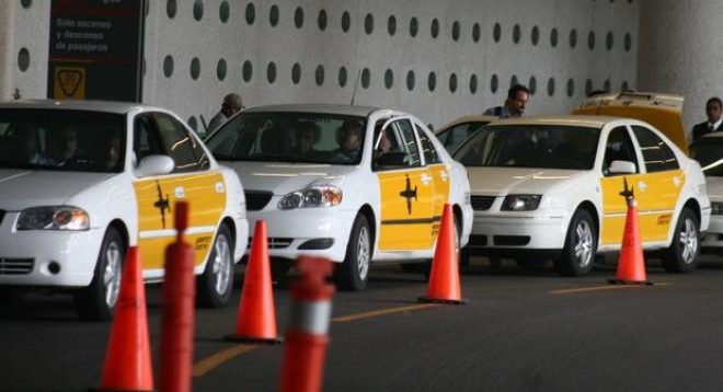 Cofece sanciona al AICM por prácticas monopólicas en taxis
