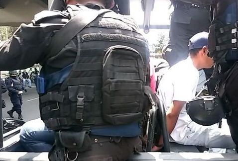 Detienen a cuatro con credenciales falsas de la delegación en Tláhuac